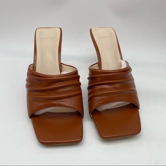 H Halston Luanda square toes heels in Tan vegan leather 
Size 7
New in box - Picture 2 of 7
